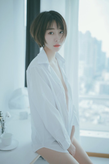 小婕子的第一次好紧